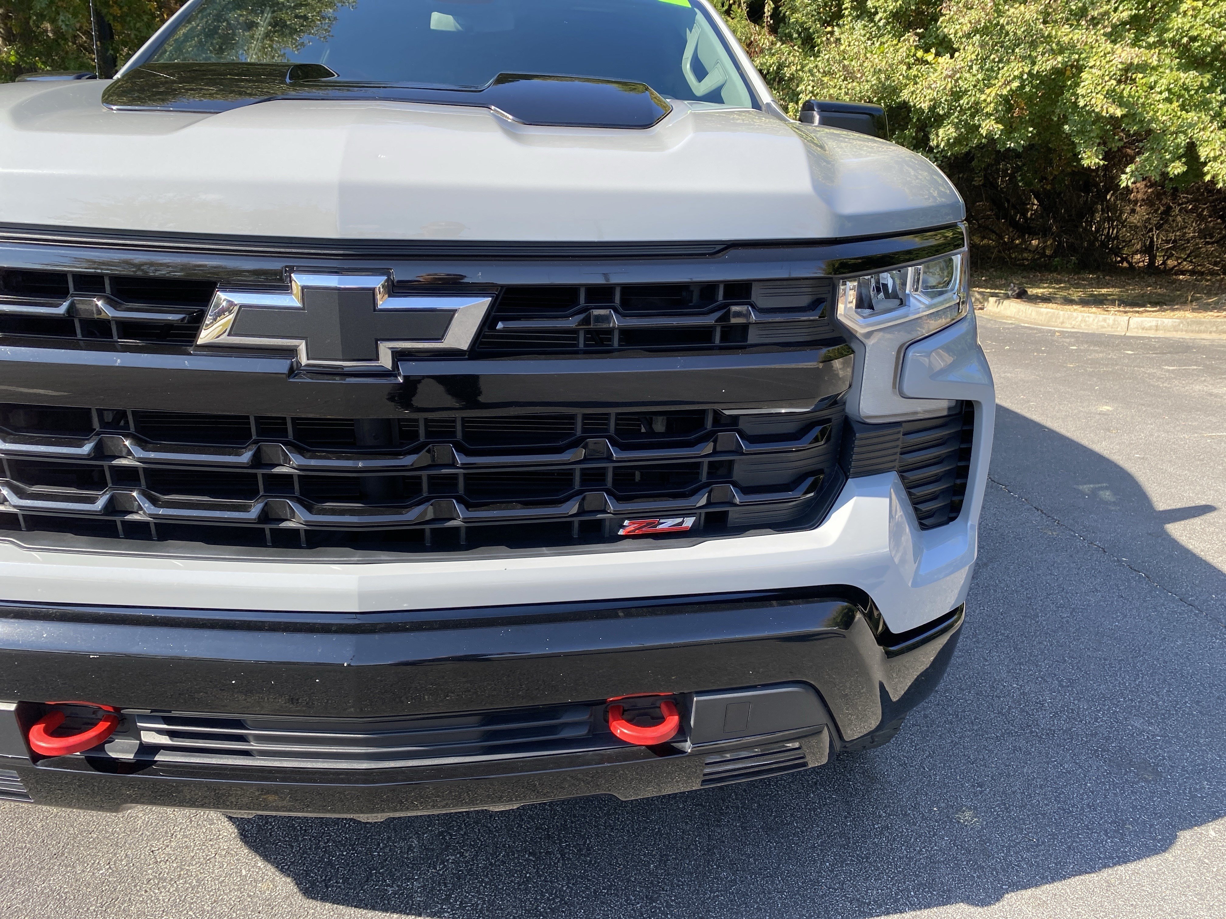 Used 2024 Chevrolet Silverado 1500 LT Trail Boss w/ Convenience Package II AWD/4WD image 14