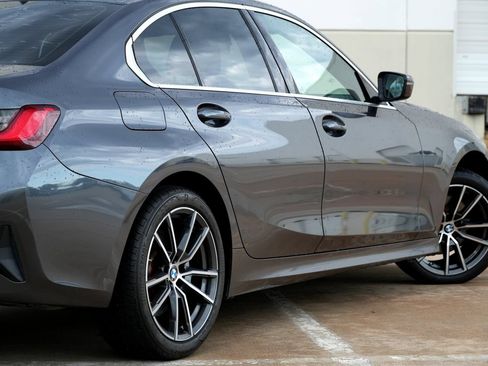 Used 2019 BMW 330i Sedan w/ Premium Package RWD image 34