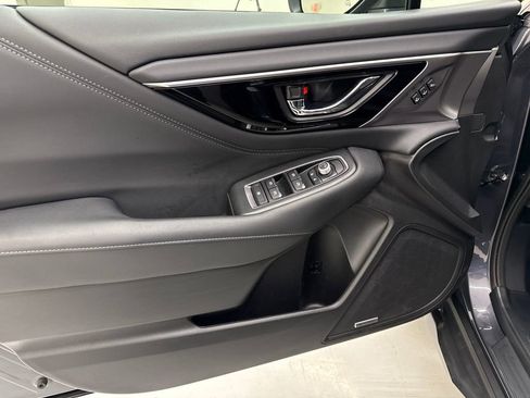 Used 2024 Subaru Outback Limited image 11