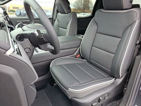 New 2026 GMC Sierra EV Elevation image 6