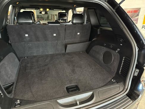 Used 2015 Jeep Grand Cherokee Altitude image 44