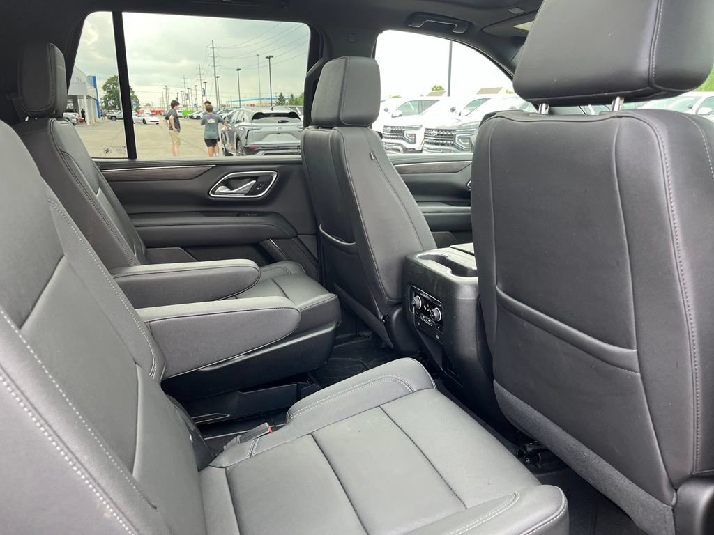 Certified 2023 Chevrolet Tahoe Z71 w/ Luxury Package AWD/4WD image 26