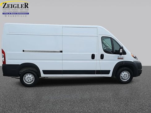 Used 2021 RAM ProMaster 2500 image 4