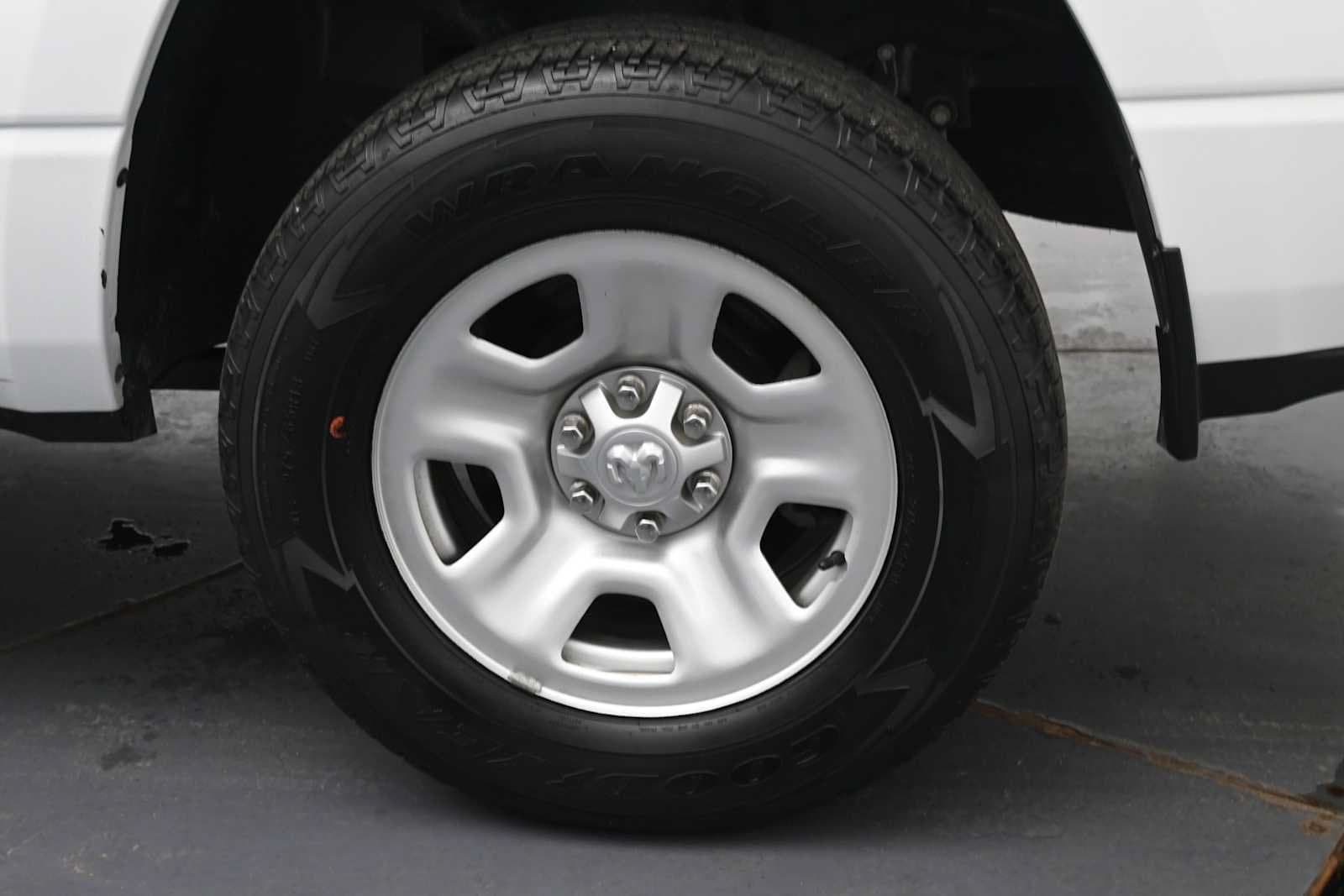 Used 2024 RAM 1500 Tradesman AWD/4WD image 5