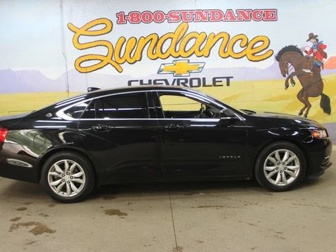 Used 2019 Chevrolet Impala LT FWD image 1