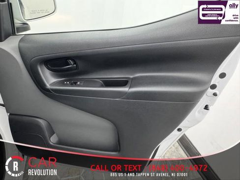 Used 2021 Nissan NV200 SV w/ Sliding Door Glass Package image 36
