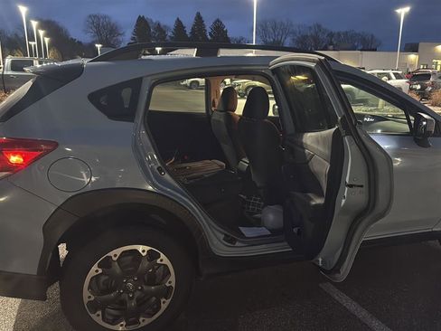 Used 2022 Subaru Crosstrek 2.0i Premium image 17