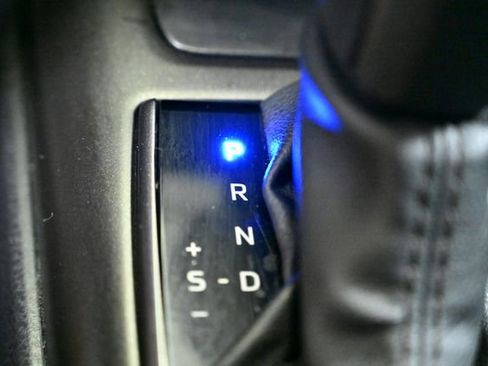 Used 2024 Toyota Camry SE image 26