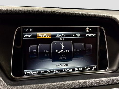 Used 2017 Mercedes-Benz E 400 Cabriolet image 17