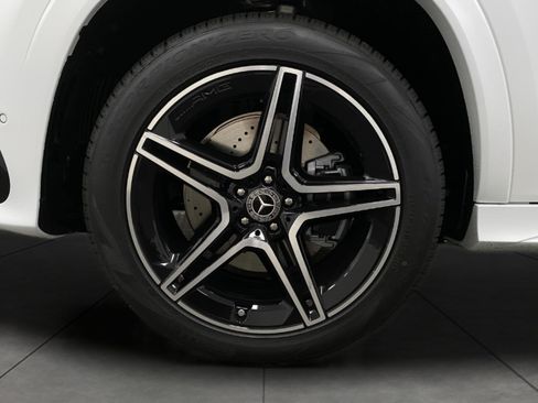 New 2026 Mercedes-Benz GLS 450 4MATIC image 13