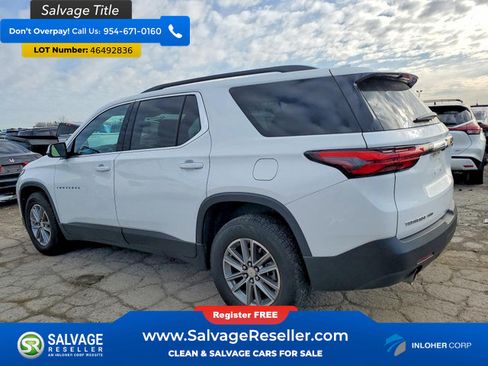 Used 2023 Chevrolet Traverse LT AWD/4WD image 3