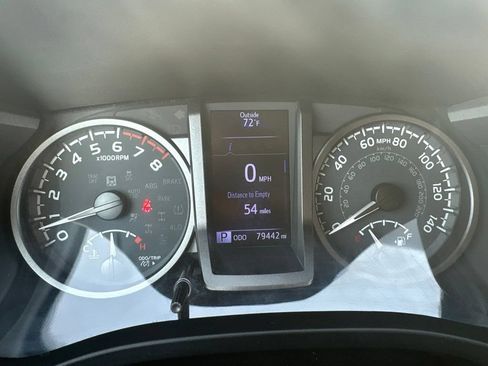 Used 2020 Toyota Tacoma TRD Sport w/ Technology Package AWD/4WD image 39