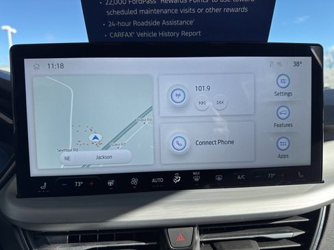 Certified 2023 Ford Escape Platinum image 31