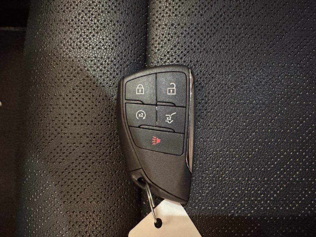 Used 2025 Chevrolet Equinox RS w/ Convenience Package III AWD/4WD image 17