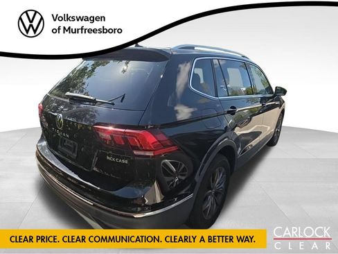Used 2023 Volkswagen Tiguan SE FWD image 3