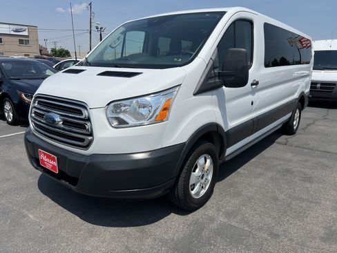 Used 2018 Ford Transit 350 XLT RWD image 2