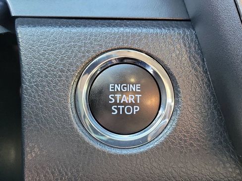 Used 2022 Toyota Camry XSE w/ Carpet Mat Package (TMS) image 31