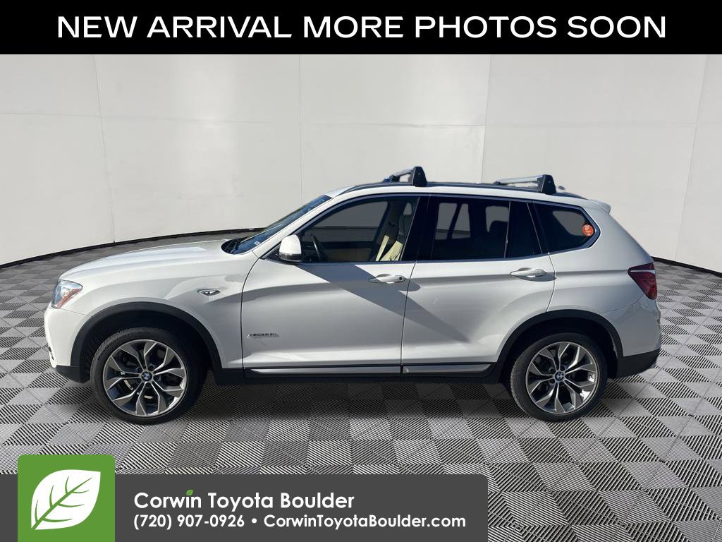 Used 2017 BMW X3 xDrive28i AWD/4WD image 4