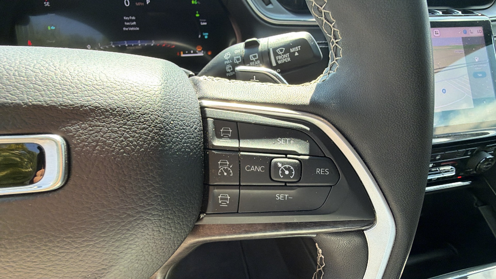 Used 2024 Jeep Grand Cherokee Limited 4xe AWD/4WD image 29