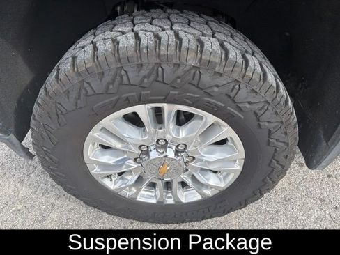 Used 2023 Chevrolet Silverado 2500 High Country w/ Z71 Off-Road Package AWD/4WD image 13
