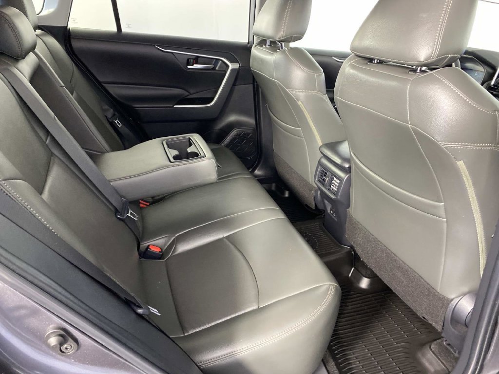 Used 2025 Toyota RAV4 XLE w/ Convenience Package AWD/4WD image 11