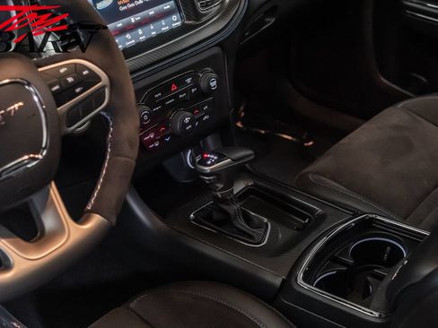 Used 2020 Dodge Charger SRT Hellcat w/ Harman/Kardon Audio Group RWD image 28