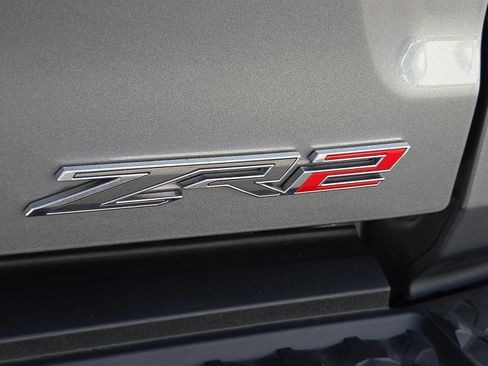 Used 2024 Chevrolet Colorado ZR2 image 17