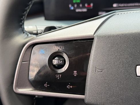 Certified 2025 Nissan Murano SL AWD/4WD image 26