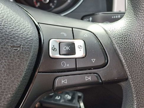 Used 2018 Volkswagen Atlas S image 20