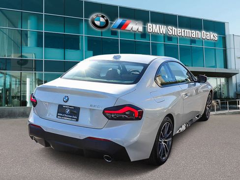 Certified 2023 BMW 230i Coupe w/ Convenience Package image 4