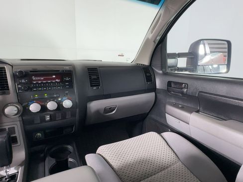 Used 2010 Toyota Tundra 2WD Double Cab image 25