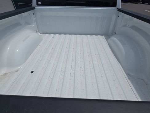 New 2026 RAM 1500 4x4 Crew Cab image 13