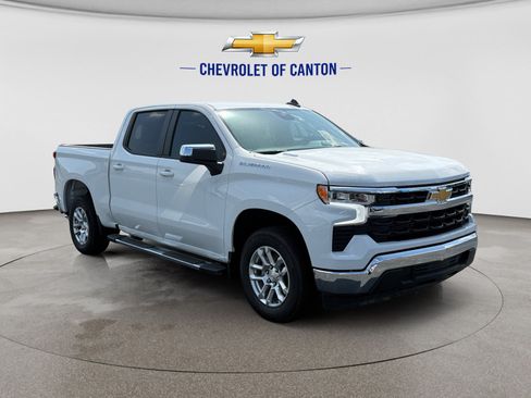 Used 2026 Chevrolet Silverado 1500 LT RWD image 3