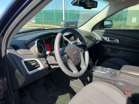 Used 2017 GMC Terrain SLE image 10