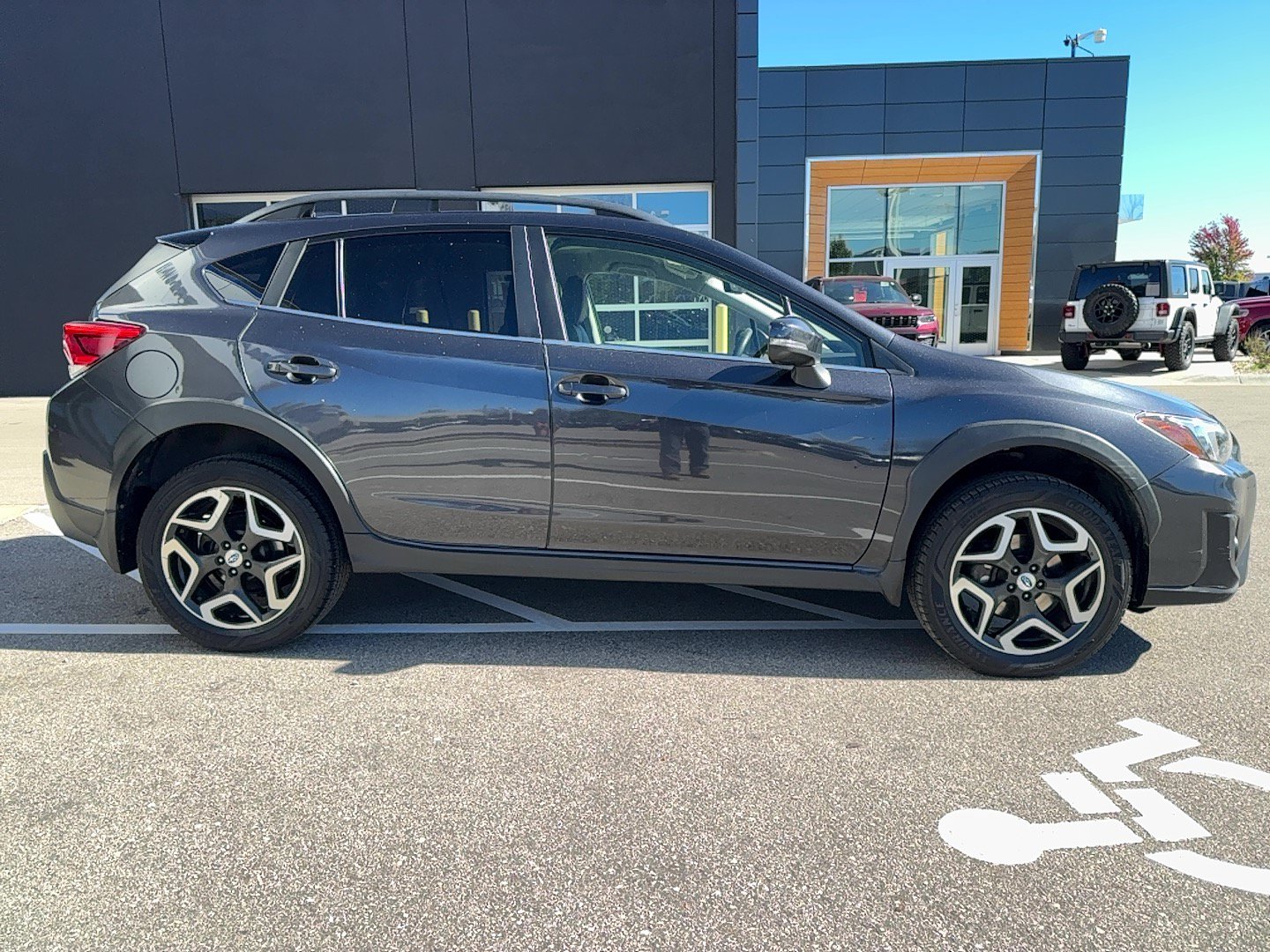 Used 2018 Subaru Crosstrek 2.0i Limited w/ Popular Package #2 AWD/4WD image 8