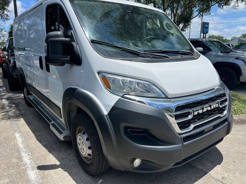 Used 2023 RAM ProMaster 2500 FWD image 3