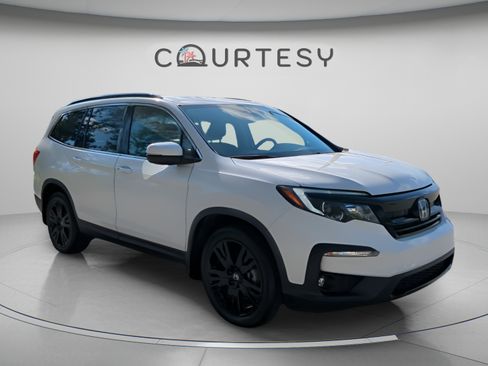 Certified 2022 Honda Pilot Special Edition image 9