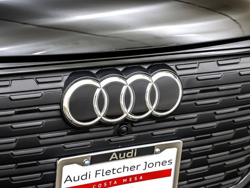 Used 2025 Audi Q4 e-tron Premium Plus w/ Premium Plus image 13