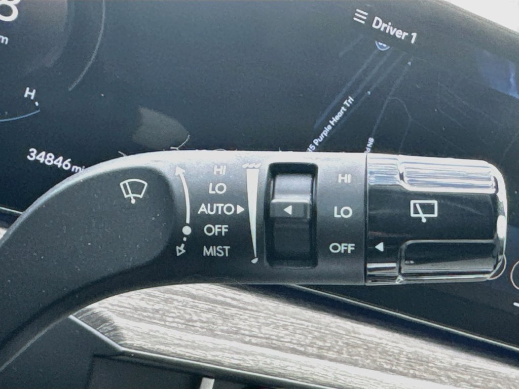 Used 2024 Hyundai Santa Fe Calligraphy FWD image 13