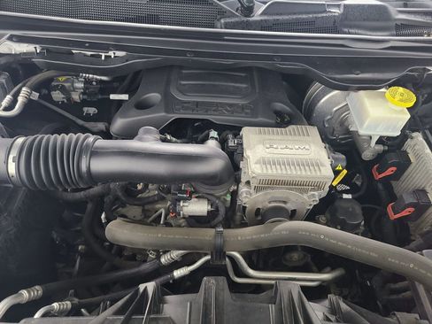 Used 2020 RAM 1500 Laramie image 38