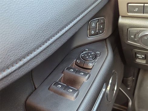 Used 2020 Ford Expedition XLT w/ Equipment Group 202A image 13