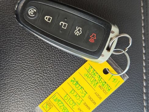 Used 2019 Ford Escape SE AWD/4WD image 42