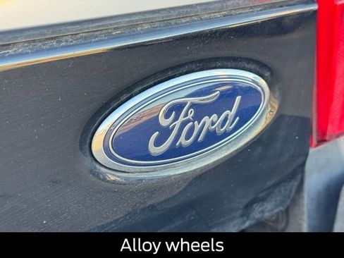 Certified 2022 Ford F450 Platinum w/ FX4 Off-Road Package image 23