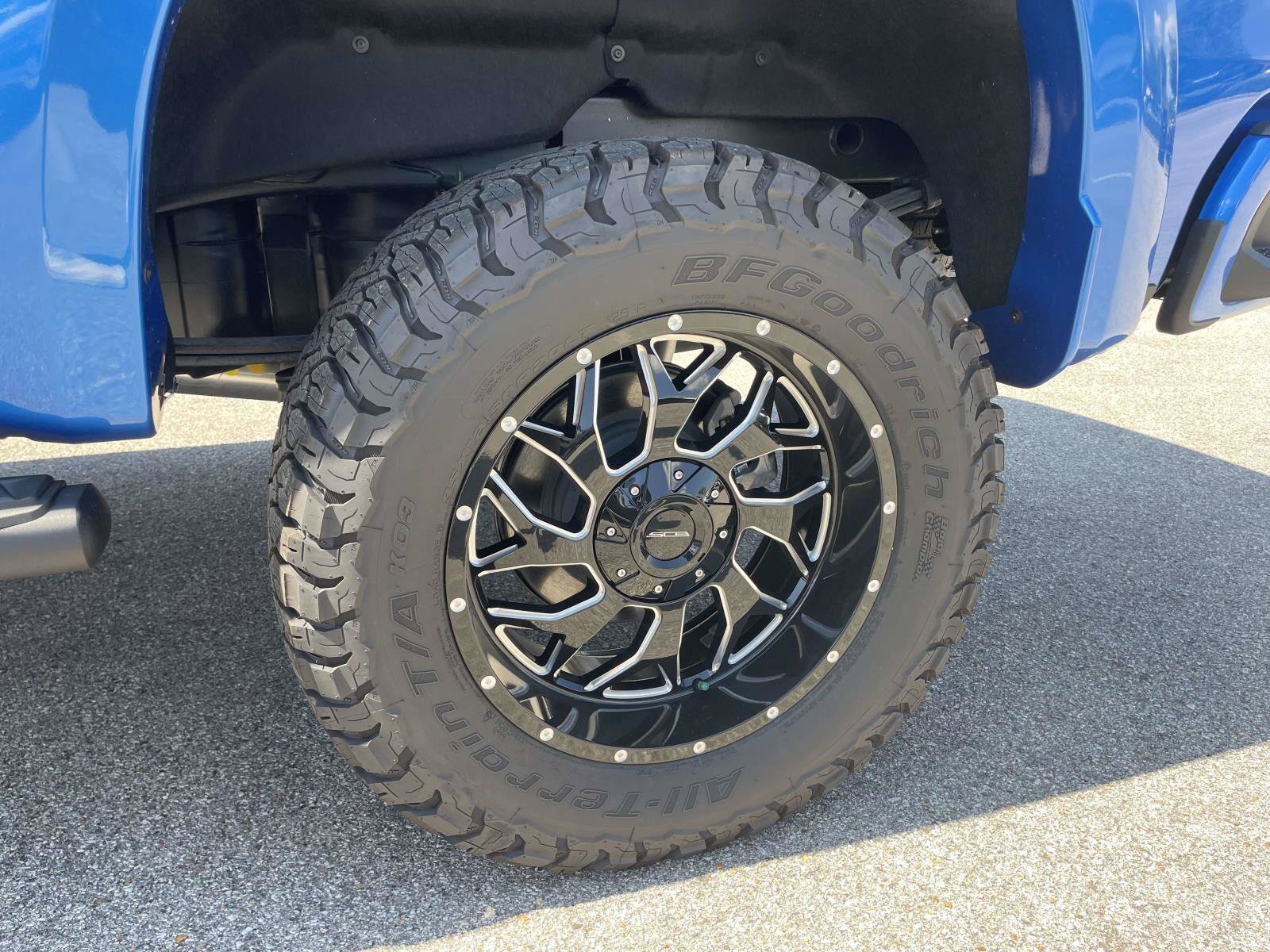 New 2025 Chevrolet Silverado 1500 RST AWD/4WD image 27