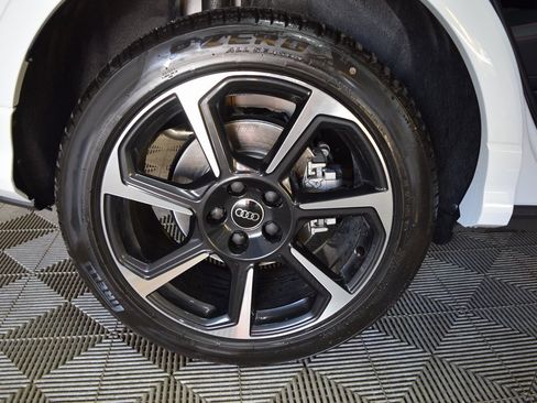 New 2025 Audi Q3 2.0T Premium Plus image 11