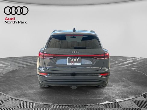 Used 2025 Audi Q6 e-tron Premium Plus w/ Premium Plus RWD image 4