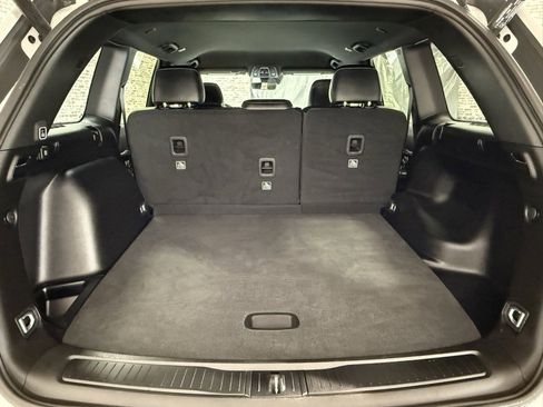 Used 2025 Jeep Grand Cherokee Limited image 12