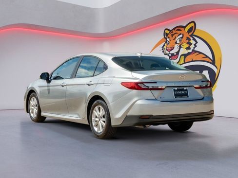 Used 2026 Toyota Camry LE FWD image 7
