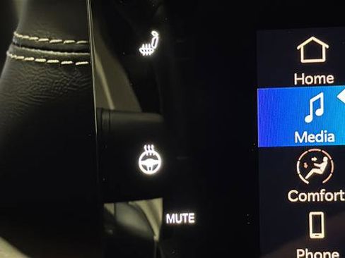 New 2026 Jeep Grand Cherokee Limited w/ Luxury Tech Group II image 38