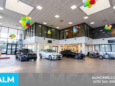 Used 2017 Mercedes-Benz E 400 4MATIC Coupe image 59